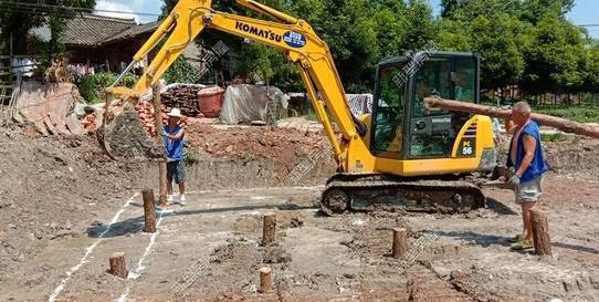 用松木樁加固地基的處理方案有哪些？需要多少成本[附實例]